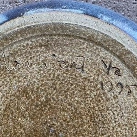TWO VINTAGE "ALAN WARD" BLUE RIDGE POTTERY SIGNED PLATES (1995) - Picture 5 of 7